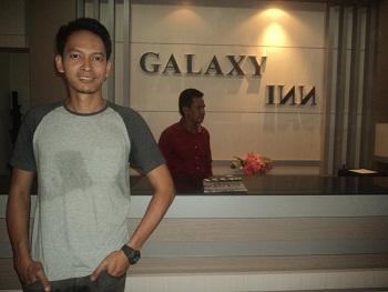 Galaxy Inn Baubau Bagian luar foto